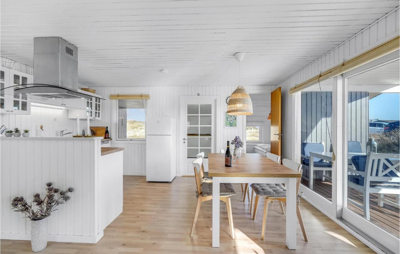 Stunning Home In Fano With House A Panoramic View Bagian luar foto